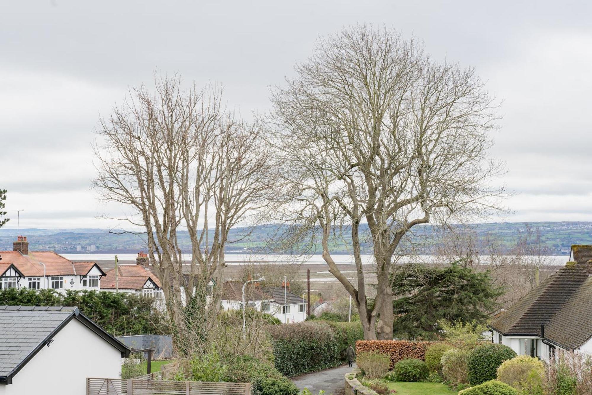 Beautifully Done 5 Bed Barn Conversion In Heswall - Sleeps Up To 10 Luaran gambar