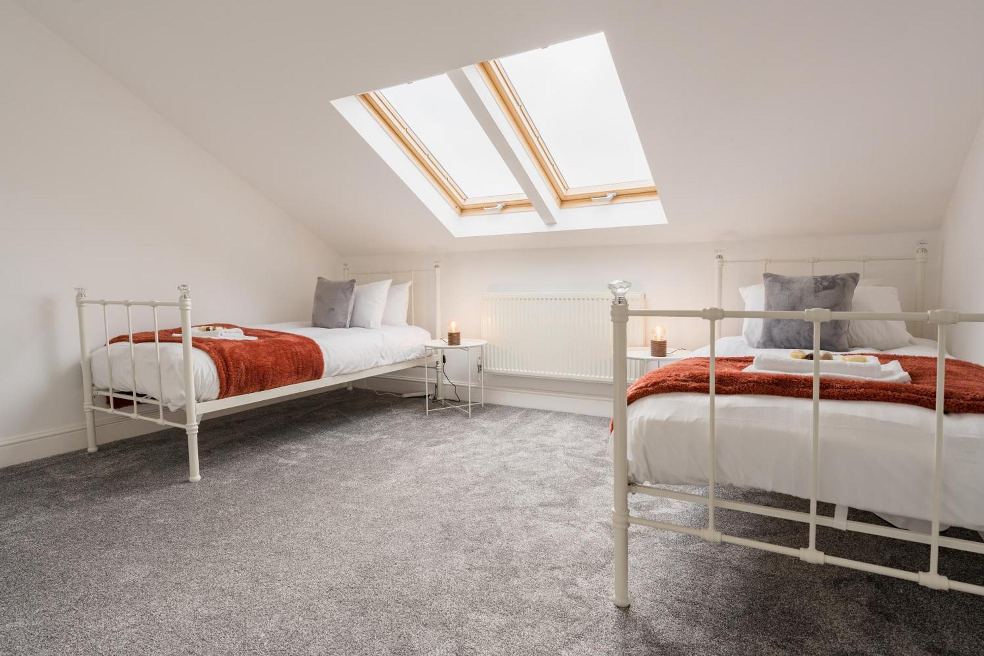 Beautifully Done 5 Bed Barn Conversion In Heswall - Sleeps Up To 10 Luaran gambar